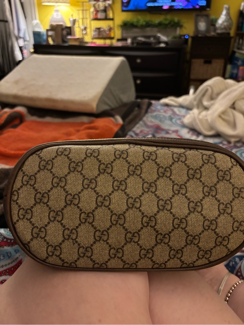 Authentic Gucci Bucket Bag - Picture 4 of 4